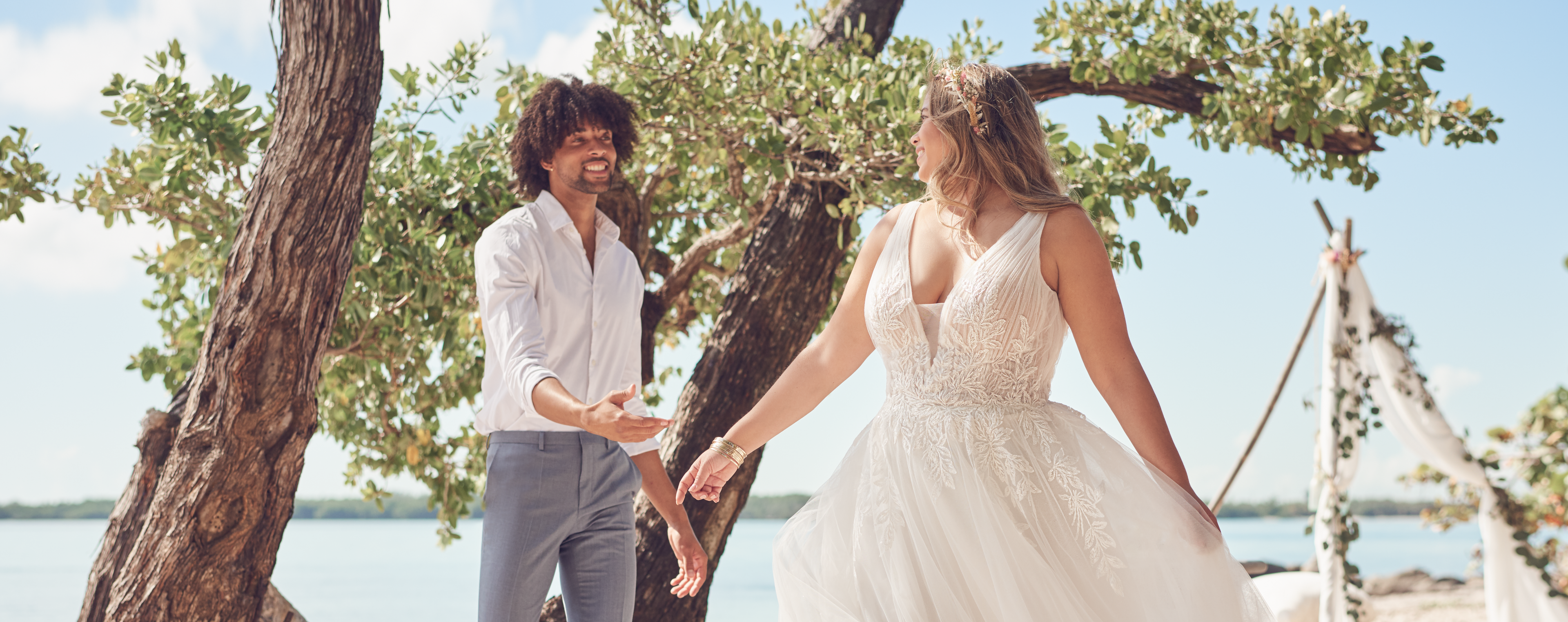 curvy wedding dresses